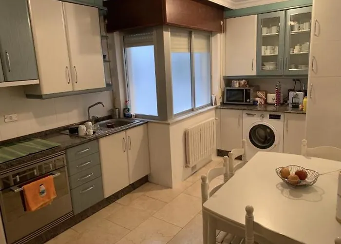 Edificio Naranjos 아파트 *