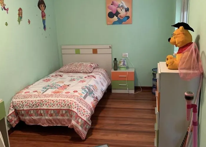 Edificio Naranjos 아파트 시에라 데 오우테스